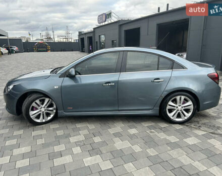 Синий Шевроле Круз, объемом двигателя 1.36 л и пробегом 280 тыс. км за 6500 $, фото 3 на Automoto.ua