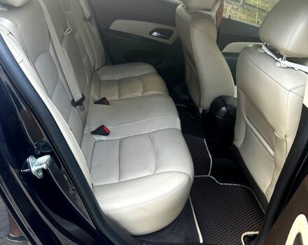 Синий Шевроле Круз, объемом двигателя 2 л и пробегом 148 тыс. км за 8000 $, фото 12 на Automoto.ua