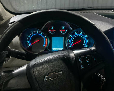 Синій Шевроле Круз, об'ємом двигуна 1.8 л та пробігом 330 тис. км за 6000 $, фото 9 на Automoto.ua
