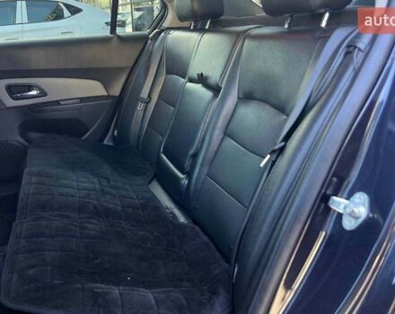 Синий Шевроле Круз, объемом двигателя 1.8 л и пробегом 125 тыс. км за 7500 $, фото 26 на Automoto.ua