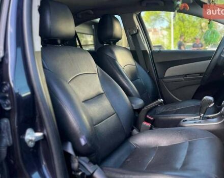 Синий Шевроле Круз, объемом двигателя 1.8 л и пробегом 125 тыс. км за 7500 $, фото 23 на Automoto.ua