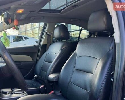 Синий Шевроле Круз, объемом двигателя 1.8 л и пробегом 125 тыс. км за 7500 $, фото 12 на Automoto.ua