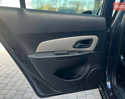 Синий Шевроле Круз, объемом двигателя 1.8 л и пробегом 125 тыс. км за 7500 $, фото 25 на Automoto.ua