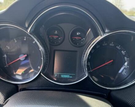 Синий Шевроле Круз, объемом двигателя 1.8 л и пробегом 169 тыс. км за 8000 $, фото 13 на Automoto.ua