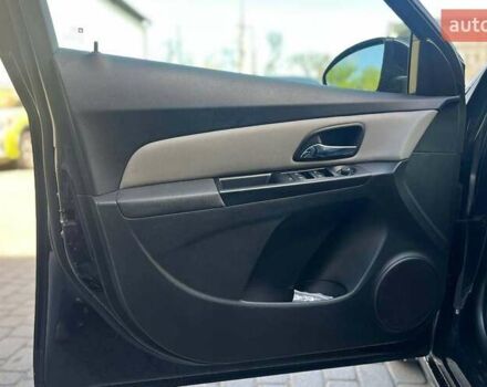 Синий Шевроле Круз, объемом двигателя 1.8 л и пробегом 125 тыс. км за 7500 $, фото 8 на Automoto.ua