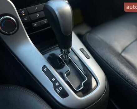 Синий Шевроле Круз, объемом двигателя 1.8 л и пробегом 125 тыс. км за 7500 $, фото 18 на Automoto.ua