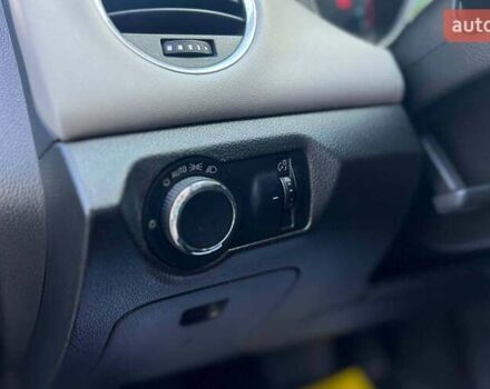 Синий Шевроле Круз, объемом двигателя 1.8 л и пробегом 125 тыс. км за 7500 $, фото 13 на Automoto.ua