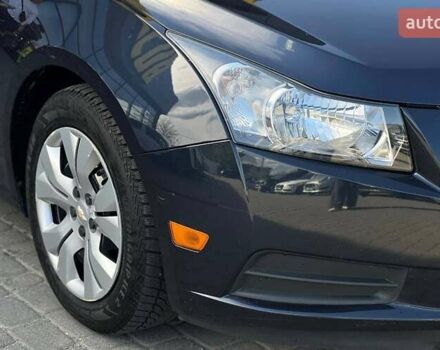 Синий Шевроле Круз, объемом двигателя 1.8 л и пробегом 125 тыс. км за 7500 $, фото 6 на Automoto.ua