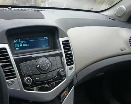 Синий Шевроле Круз, объемом двигателя 1.8 л и пробегом 198 тыс. км за 6500 $, фото 10 на Automoto.ua