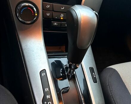 Синий Шевроле Круз, объемом двигателя 1.8 л и пробегом 191 тыс. км за 8200 $, фото 6 на Automoto.ua