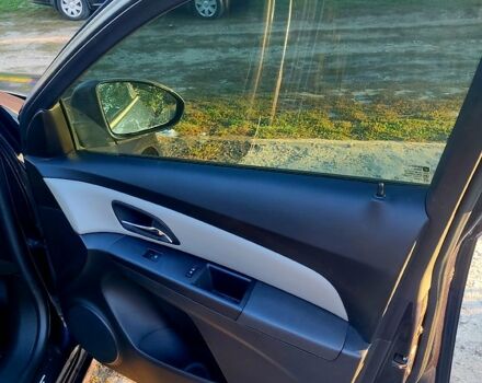 Синий Шевроле Круз, объемом двигателя 1.8 л и пробегом 192 тыс. км за 7500 $, фото 3 на Automoto.ua