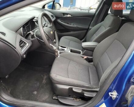 Синий Шевроле Круз, объемом двигателя 1.4 л и пробегом 121 тыс. км за 1300 $, фото 4 на Automoto.ua