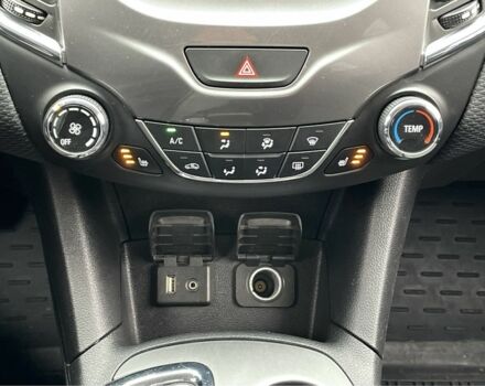 Синий Шевроле Круз, объемом двигателя 1.4 л и пробегом 175 тыс. км за 7990 $, фото 22 на Automoto.ua