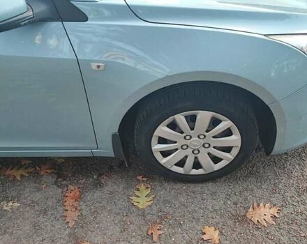 Синий Шевроле Круз, объемом двигателя 1.69 л и пробегом 212 тыс. км за 7500 $, фото 6 на Automoto.ua