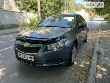 Шевроле Круз 2011 у Києві на Automoto.ua Синій Шевроле Круз, об'ємом двигуна 1.8 л та пробігом 219 тис. км за 5650 $, фото 1 на Automoto.ua