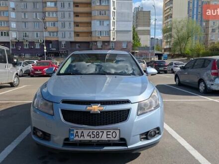 Шевроле Круз 2011 у Києві на Automoto.ua Синій Шевроле Круз, об'ємом двигуна 1.8 л та пробігом 135 тис. км за 7600 $, фото 1 на Automoto.ua