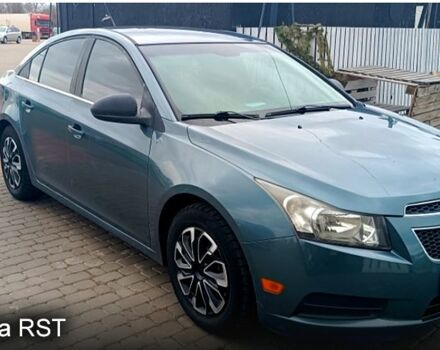 Синий Шевроле Круз, объемом двигателя 1.8 л и пробегом 291 тыс. км за 5800 $, фото 1 на Automoto.ua