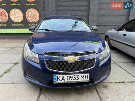 Шевроле Круз 2013 в Киеве на Automoto.ua Синий Шевроле Круз, объемом двигателя 1.8 л и пробегом 195 тыс. км за 6000 $, фото 1 на Automoto.ua