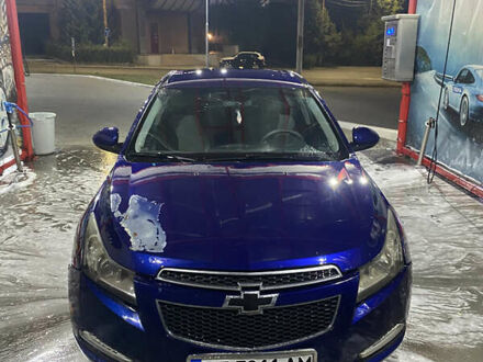 Синий Шевроле Круз, объемом двигателя 1.8 л и пробегом 330 тыс. км за 6000 $, фото 1 на Automoto.ua