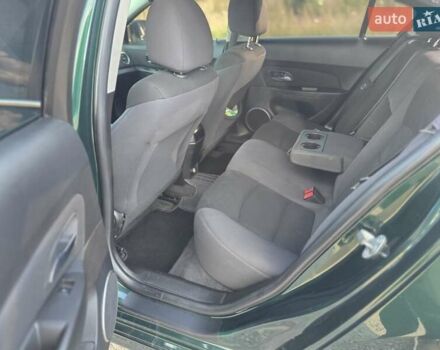 Зелений Шевроле Круз, об'ємом двигуна 1.36 л та пробігом 176 тис. км за 7500 $, фото 5 на Automoto.ua