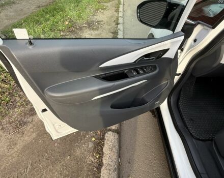 Белый Шевроле Другая, объемом двигателя 0 л и пробегом 59 тыс. км за 18300 $, фото 10 на Automoto.ua