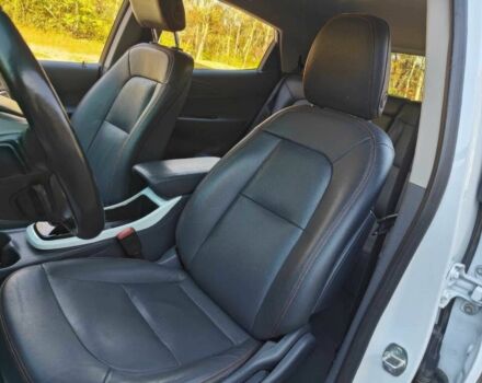 Белый Шевроле Другая, объемом двигателя 0 л и пробегом 30 тыс. км за 13000 $, фото 8 на Automoto.ua