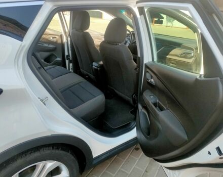 Белый Шевроле Другая, объемом двигателя 0 л и пробегом 40 тыс. км за 17900 $, фото 18 на Automoto.ua