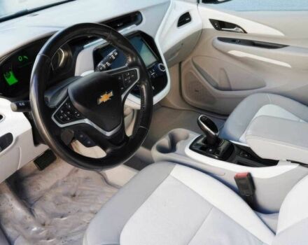 Белый Шевроле Другая, объемом двигателя 0 л и пробегом 50 тыс. км за 11000 $, фото 6 на Automoto.ua