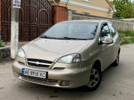 Шевроле Інша 2004 у Дніпро (Дніпропетровську) на Automoto.ua Бежевий Шевроле Інша, об'ємом двигуна 1.6 л та пробігом 220 тис. км за 2499 $, фото 1 на Automoto.ua