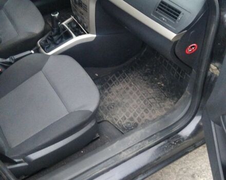 Черный Шевроле Другая, объемом двигателя 1.2 л и пробегом 15 тыс. км за 5000 $, фото 5 на Automoto.ua