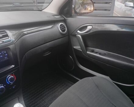 Черный Шевроле Другая, объемом двигателя 1.5 л и пробегом 217 тыс. км за 3800 $, фото 6 на Automoto.ua