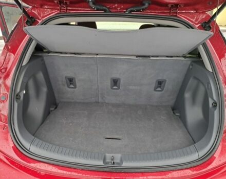 Красный Шевроле Другая, объемом двигателя 0 л и пробегом 53 тыс. км за 19499 $, фото 4 на Automoto.ua