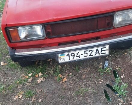 Красный Шевроле Другая, объемом двигателя 1 л и пробегом 999 тыс. км за 595 $, фото 2 на Automoto.ua