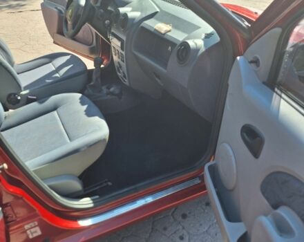 Красный Шевроле Другая, объемом двигателя 0 л и пробегом 104 тыс. км за 2700 $, фото 4 на Automoto.ua