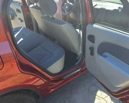 Красный Шевроле Другая, объемом двигателя 0 л и пробегом 104 тыс. км за 2700 $, фото 2 на Automoto.ua