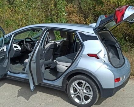 Серый Шевроле Другая, объемом двигателя 0 л и пробегом 114 тыс. км за 15000 $, фото 6 на Automoto.ua