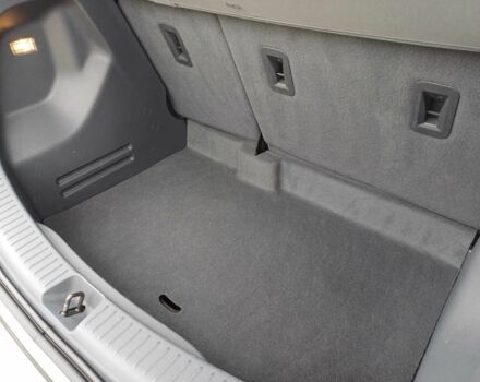 Серый Шевроле Другая, объемом двигателя 0 л и пробегом 110 тыс. км за 14400 $, фото 9 на Automoto.ua