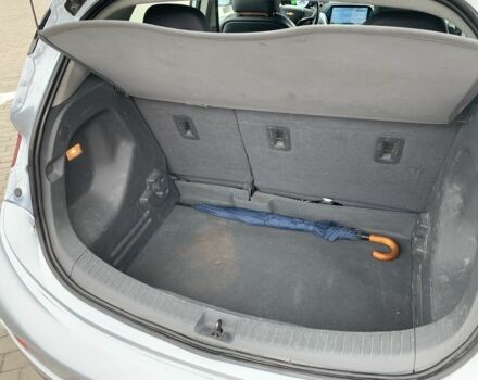 Серый Шевроле Другая, объемом двигателя 0 л и пробегом 278 тыс. км за 12000 $, фото 5 на Automoto.ua