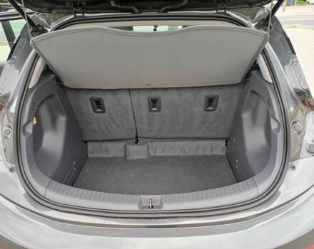 Серый Шевроле Другая, объемом двигателя 0 л и пробегом 110 тыс. км за 14400 $, фото 8 на Automoto.ua