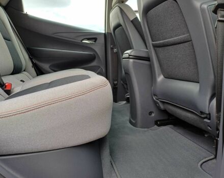 Серый Шевроле Другая, объемом двигателя 0 л и пробегом 110 тыс. км за 14400 $, фото 10 на Automoto.ua