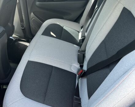 Сірий Шевроле Інша, об'ємом двигуна 0 л та пробігом 60 тис. км за 14800 $, фото 9 на Automoto.ua