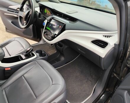 Серый Шевроле Другая, объемом двигателя 0 л и пробегом 185 тыс. км за 14000 $, фото 11 на Automoto.ua