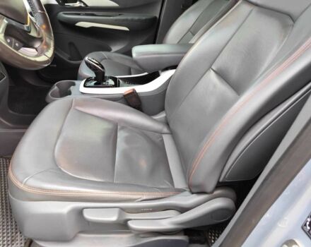 Сірий Шевроле Інша, об'ємом двигуна 0 л та пробігом 110 тис. км за 14444 $, фото 19 на Automoto.ua