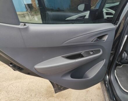 Серый Шевроле Другая, объемом двигателя 0 л и пробегом 185 тыс. км за 14000 $, фото 19 на Automoto.ua