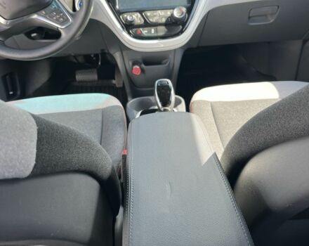 Сірий Шевроле Інша, об'ємом двигуна 0 л та пробігом 60 тис. км за 14800 $, фото 5 на Automoto.ua