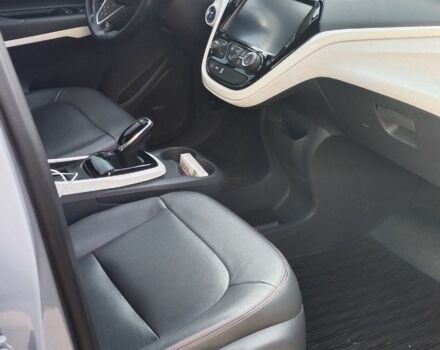 Серый Шевроле Другая, объемом двигателя 0 л и пробегом 65 тыс. км за 13700 $, фото 4 на Automoto.ua