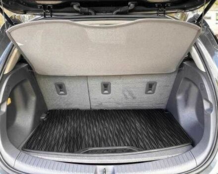 Серый Шевроле Другая, объемом двигателя 0 л и пробегом 45 тыс. км за 5500 $, фото 11 на Automoto.ua