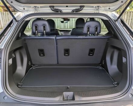 Серый Шевроле Другая, объемом двигателя 0 л и пробегом 20 тыс. км за 12000 $, фото 13 на Automoto.ua