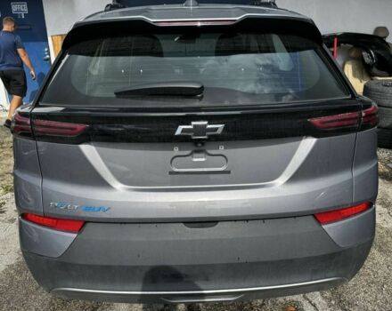 Серый Шевроле Другая, объемом двигателя 0 л и пробегом 48 тыс. км за 15000 $, фото 4 на Automoto.ua