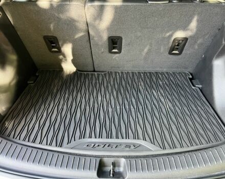 Серый Шевроле Другая, объемом двигателя 0 л и пробегом 24 тыс. км за 19499 $, фото 16 на Automoto.ua